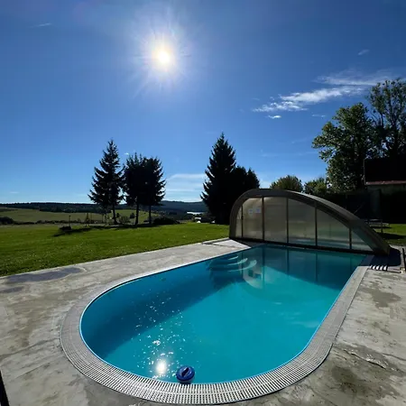 Guest house Axiom Milna